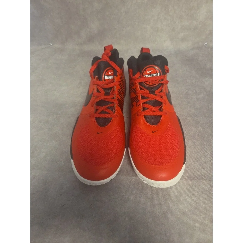 Nike Team Hustle Youth Boys Size 6 Black/Red AQ4224-600 Basketball Sneakers